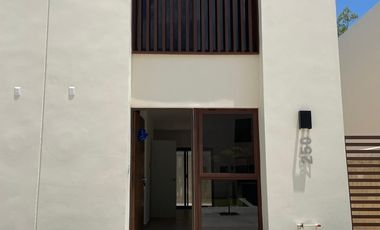 CASA EN VENTA EN KULKANA, CANCUN, QUINTANA ROO