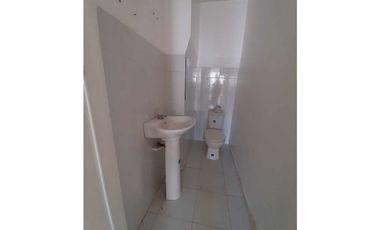 SE ARRIENDA CASA BARRIO GAITAN PARA USO COMERCIAL (SALUD)