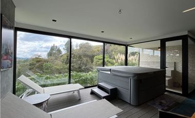 Casa Moderna para Arriendo Amoblada en Alto de Palmas