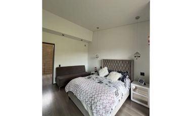 Casa Moderna para Arriendo Amoblada en Alto de Palmas