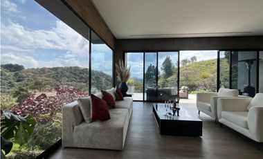 Casa Moderna para Arriendo Amoblada en Alto de Palmas