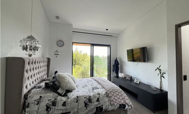 Casa Moderna para Arriendo Amoblada en Alto de Palmas