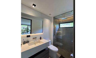 Casa Moderna para Arriendo Amoblada en Alto de Palmas