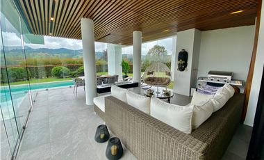 Casa para Renta Amoblada en El Alto de Palmas