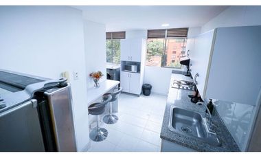 Apartamento en el Poblado El Campestre en Arriendo Amoblado