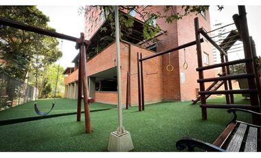 Apartamento en el Poblado El Campestre en Arriendo Amoblado