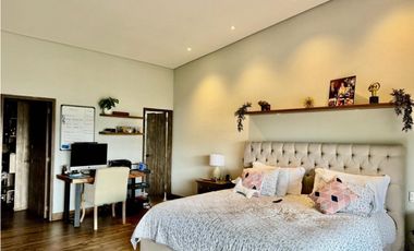 Casa Moderna en Arriendo en el Retiro