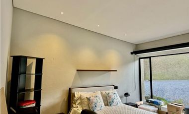 Casa Moderna en Arriendo en el Retiro