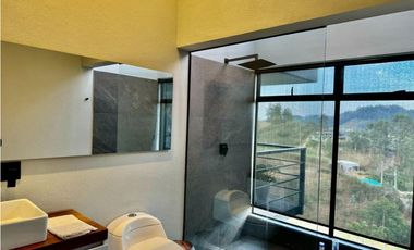 Casa Moderna en Arriendo en el Retiro
