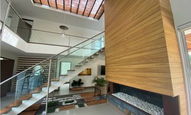 Casa para La Renta en Llanogrande