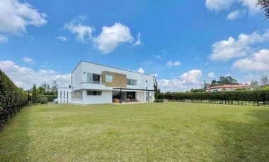 Casa Para Venta Renta Amoblada en Llanogrande