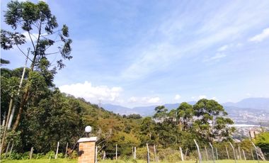 Casa en Arriendo en Envigado sector Antillas