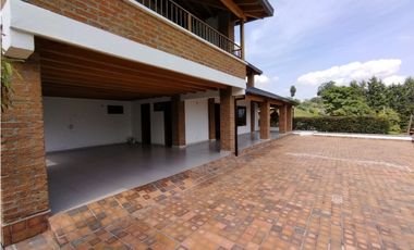 Casa en Arriendo en Envigado sector Antillas