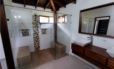 Casa en Arriendo en Envigado sector Antillas