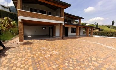 Casa en Arriendo en Envigado sector Antillas