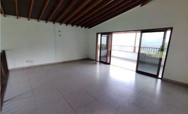 Casa en Arriendo en Envigado sector Antillas
