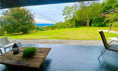 Casa para Arriendo Amoblado en San Antonio Ojo De Agua .