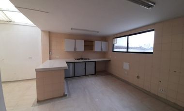 CASA EN ARRIENDO EN AV SANTANDER/MANIZALES