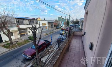 Alquiler PH de 3 ambientes en Sarandi