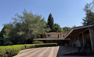 HERMOSA QUINTA EN TESISTAN OPORTUNIDAD UNICA