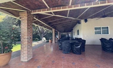 HERMOSA QUINTA EN TESISTAN OPORTUNIDAD UNICA