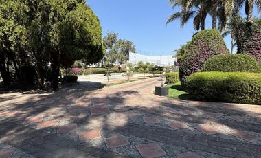 HERMOSA QUINTA EN TESISTAN OPORTUNIDAD UNICA