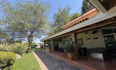 HERMOSA QUINTA EN TESISTAN OPORTUNIDAD UNICA