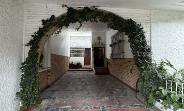 COMODA CASA CON RECAMARAS  EN PLANTA BAJA EXCELENTE UBICACION