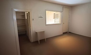 PARA HABITAR O USO COMERCIAL CASA EN VENTA JARDINES DEL BOSQUE