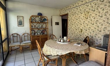 PARA HABITAR O USO COMERCIAL CASA EN VENTA JARDINES DEL BOSQUE