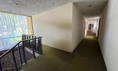 PARA HABITAR O USO COMERCIAL CASA EN VENTA JARDINES DEL BOSQUE