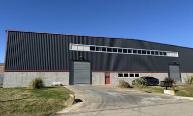 Depósito en Parque Industrial  Cañuelas 1850m2