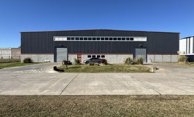 Depósito en Parque Industrial  Cañuelas 1850m2