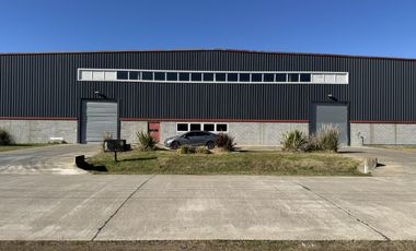 Depósito en Parque Industrial  Cañuelas 1850m2