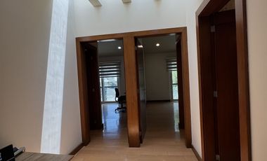HERMOSA CASA EN RENTA O VENTA  AL SUR DE LA CIUDAD DE GUADALAJARA