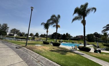 HERMOSA CASA EN RENTA O VENTA  AL SUR DE LA CIUDAD DE GUADALAJARA