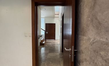 HERMOSA CASA EN RENTA O VENTA  AL SUR DE LA CIUDAD DE GUADALAJARA
