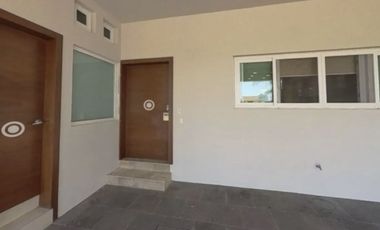 HERMOSA CASA EN RENTA O VENTA  AL SUR DE LA CIUDAD DE GUADALAJARA