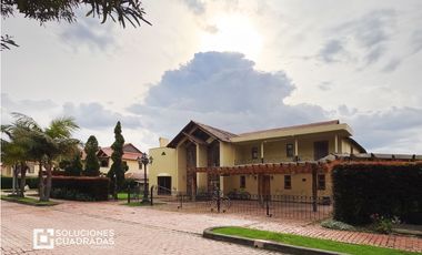 Arriendo Casa Campestre en Condominio Sopo Hatogrande
