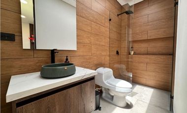 Casa Amoblada en Arriendo en Alto de Palmas Sector La Acuarela