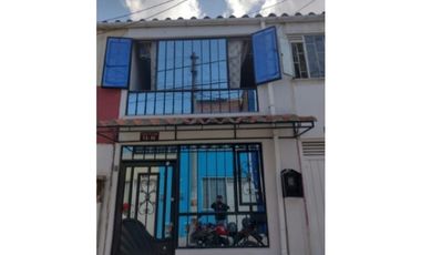 CASA EN VENTA, URBANIZACION QUINTAS DE SANTA ANA, SOACHA COMPARTIR