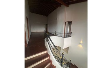 Casa en Arriendo en El Poblado sector Tesoro