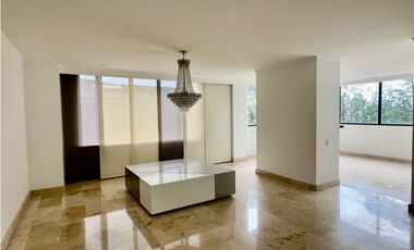 Casa en Arriendo en El Poblado sector Tesoro