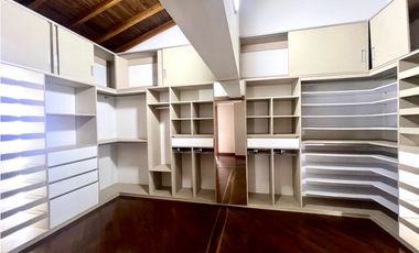 Casa en Arriendo en El Poblado sector Tesoro