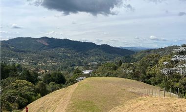 Lote en Venta en El Retiro Unidad Cerrada con Vistas Panorámicas