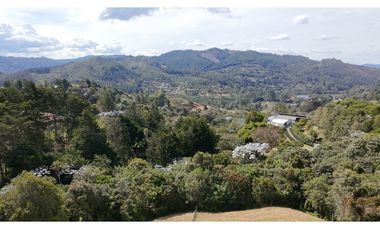 Lote en Venta en El Retiro Unidad Cerrada con Vistas Panorámicas