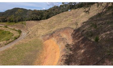 Lote en Venta en El Retiro Unidad Cerrada con Vistas Panorámicas