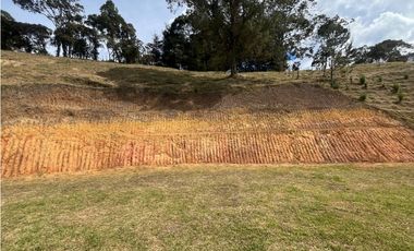 Lote en Venta en El Retiro Unidad Cerrada con Vistas Panorámicas