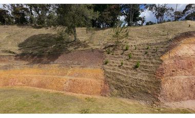 Lote en Venta en El Retiro Unidad Cerrada con Vistas Panorámicas