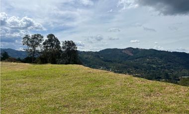 Lote en Venta en El Retiro Unidad Cerrada con Vistas Panorámicas